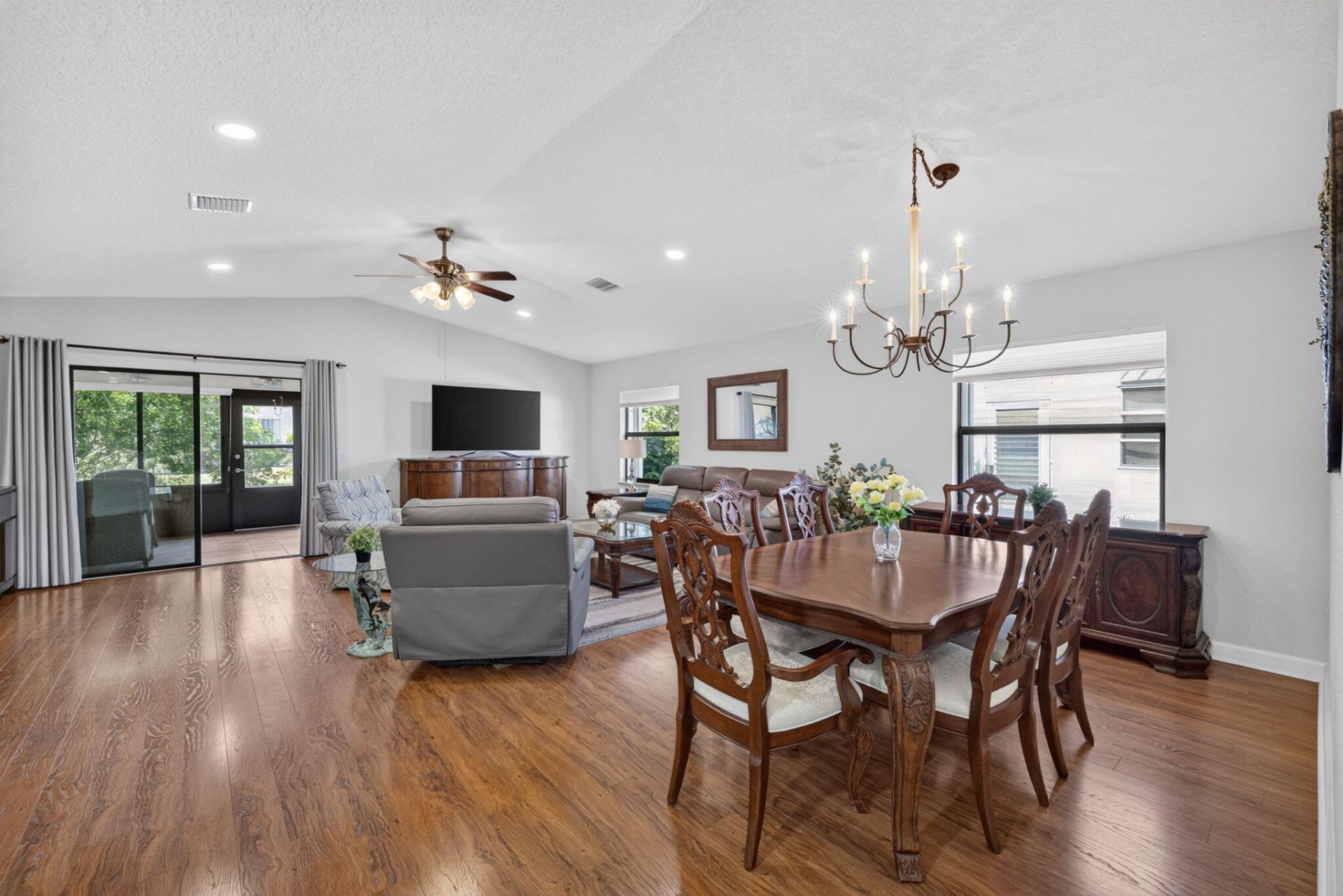 79 Flores Del Norte, Fort Pierce, FL 34951 Photo