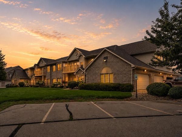 6631 Spring Hill DRIVE, Unit 67, Mount Pleasant, WI 53406