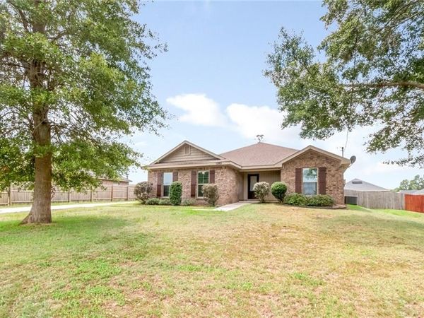 8590 Oak Hill Drive, Semmes, AL 36575