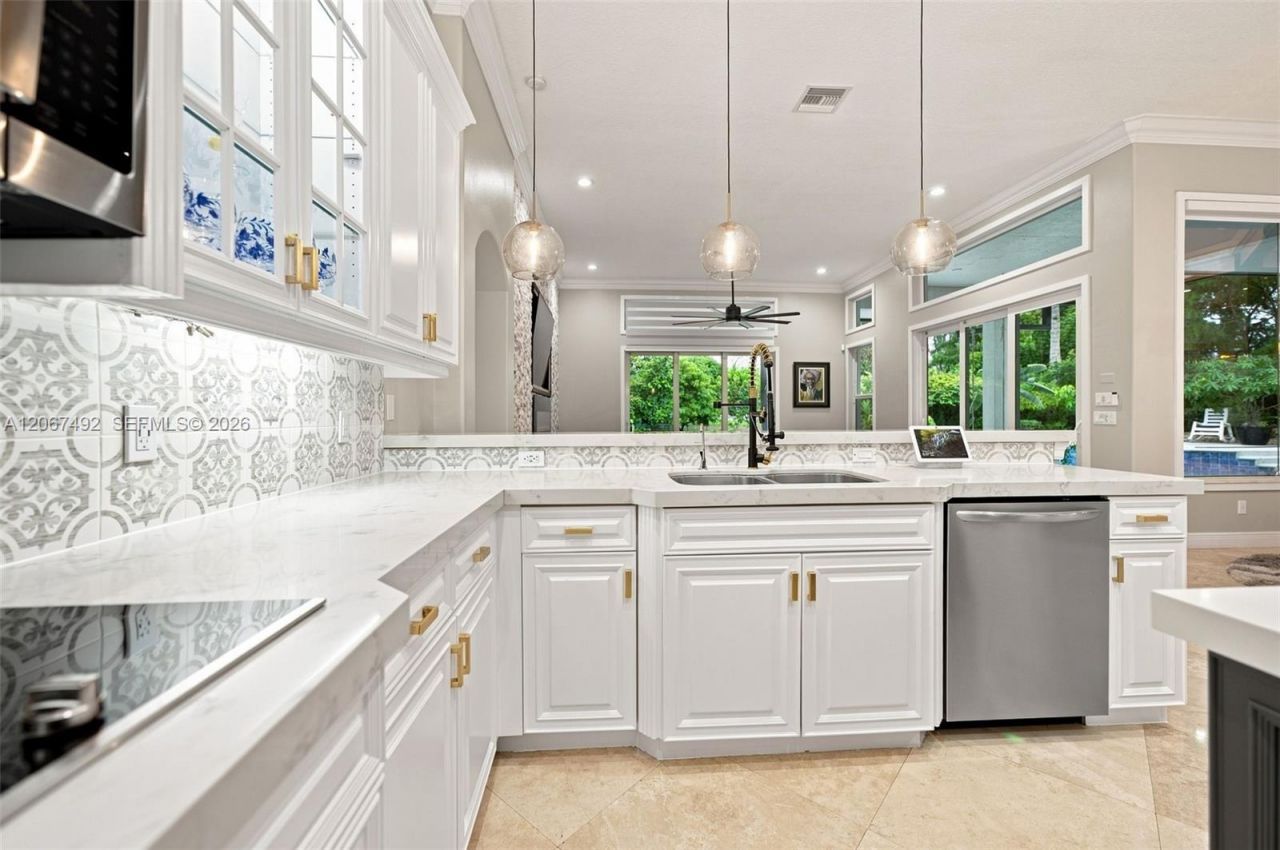 3829 Gulfstream Way, Davie, FL 33328 Photo