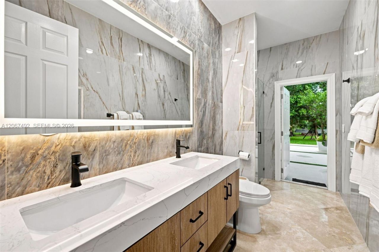 3829 Gulfstream Way, Davie, FL 33328 Photo