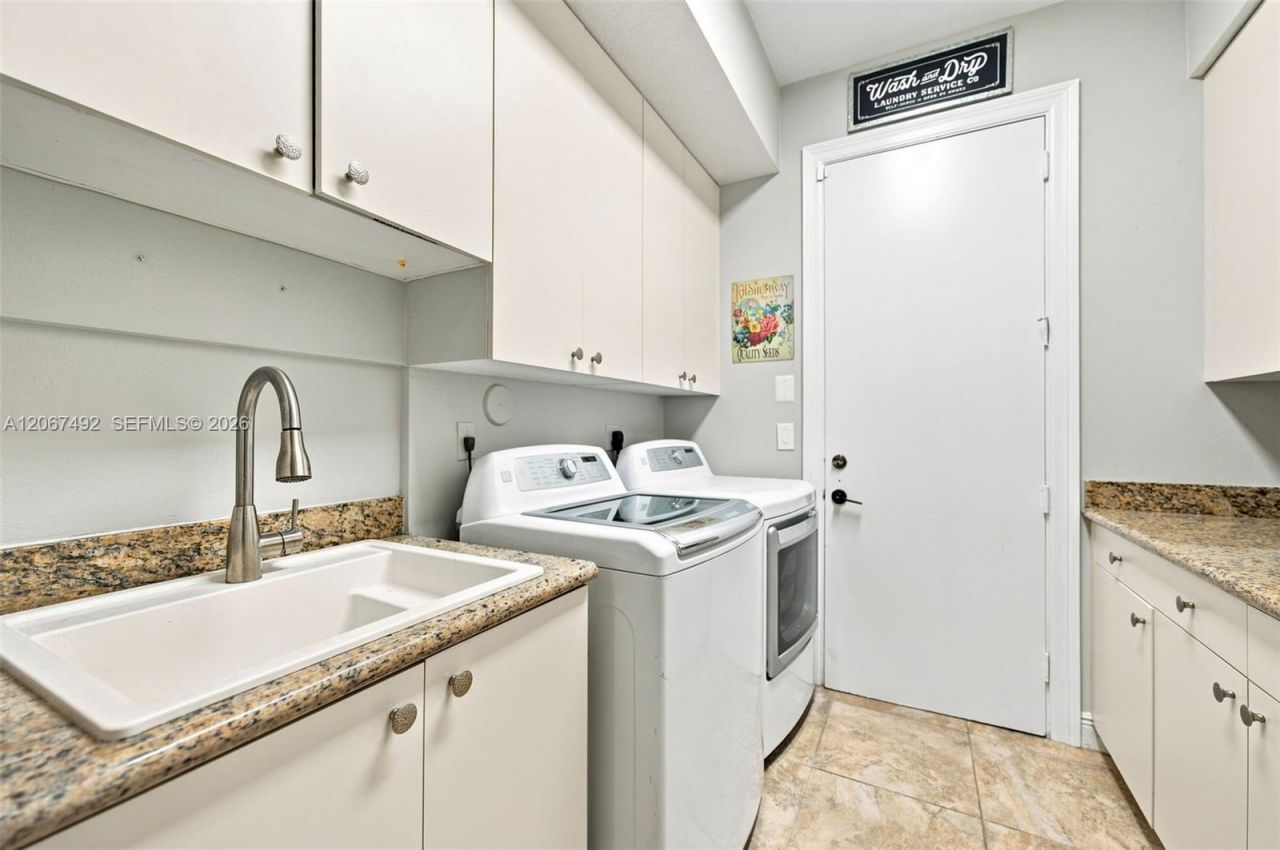 3829 Gulfstream Way, Davie, FL 33328 Photo