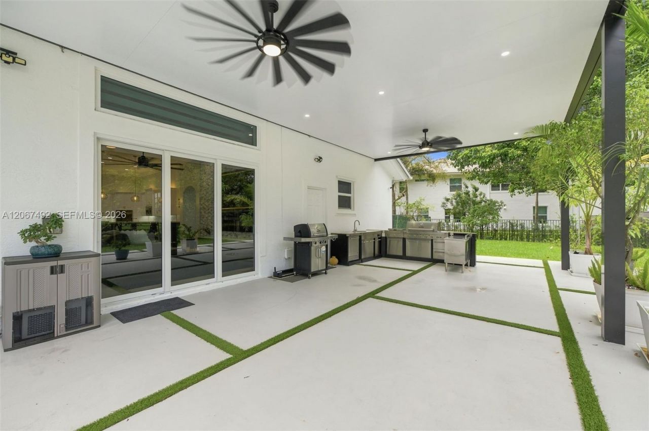 3829 Gulfstream Way, Davie, FL 33328 Photo