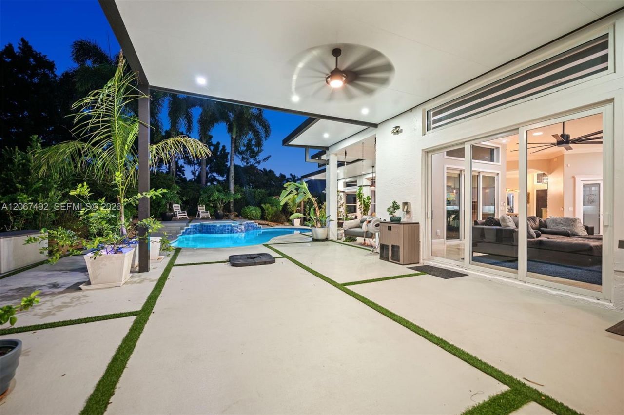 3829 Gulfstream Way, Davie, FL 33328 Photo