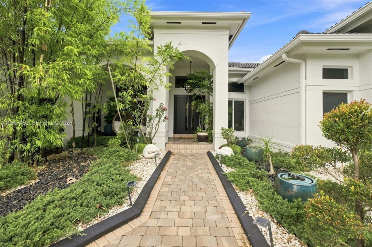 3829 Gulfstream Way, Davie, FL 33328 Photo