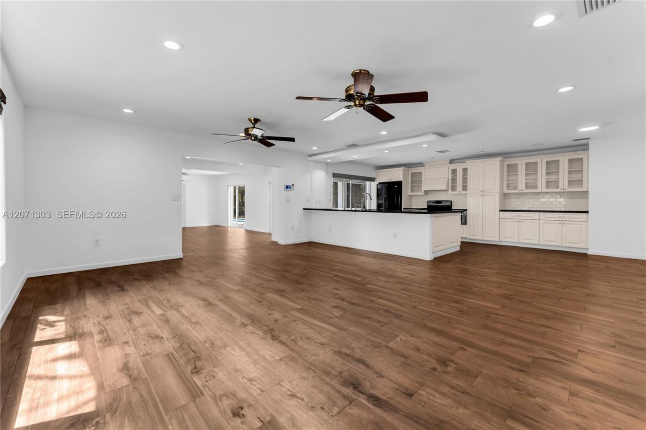 11890 SW 72nd Pl , Pinecrest, FL 33156 Photo