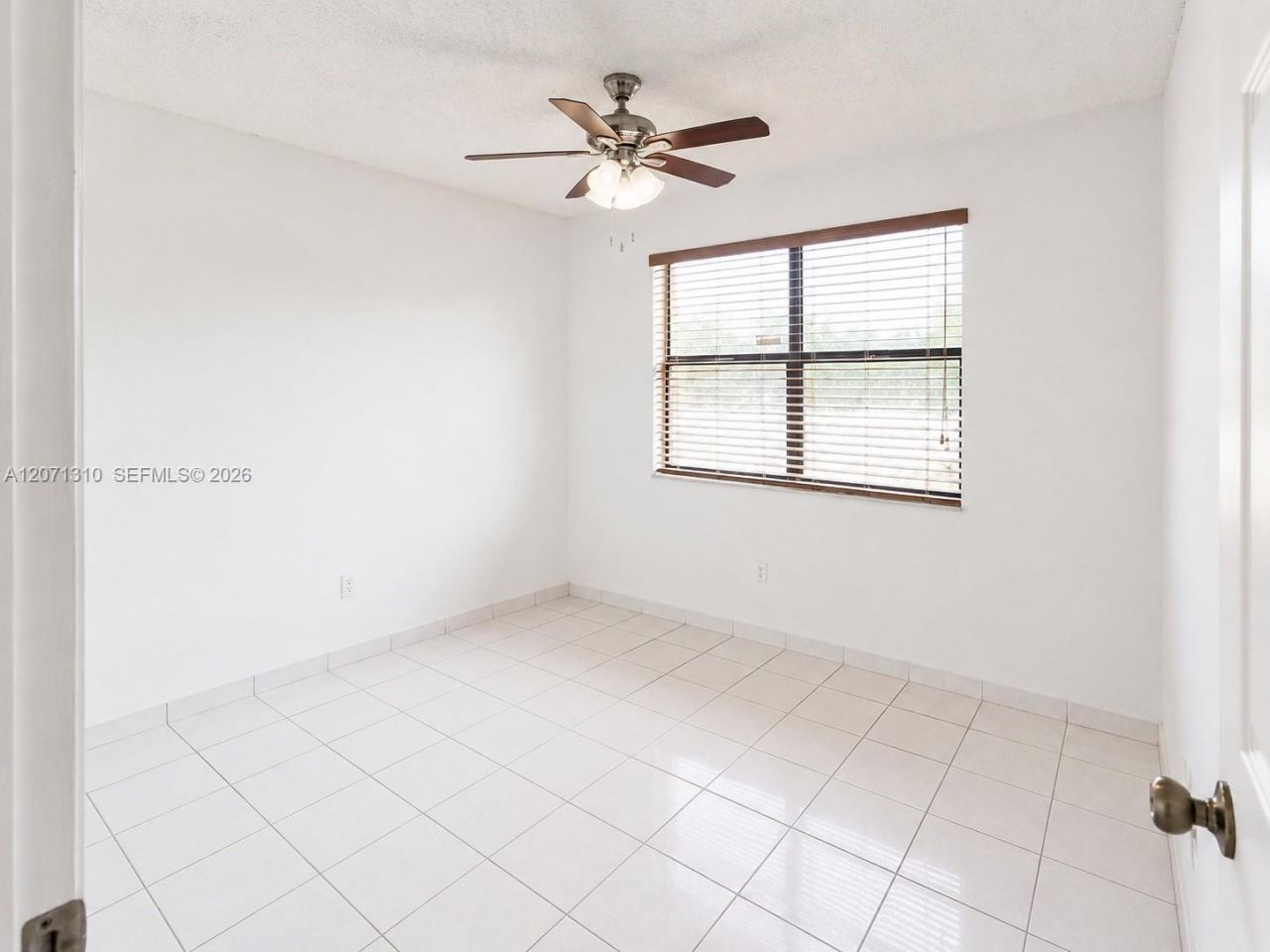 6605 W 26th Dr, Unit 24-18, Hialeah, FL 33016 Photo