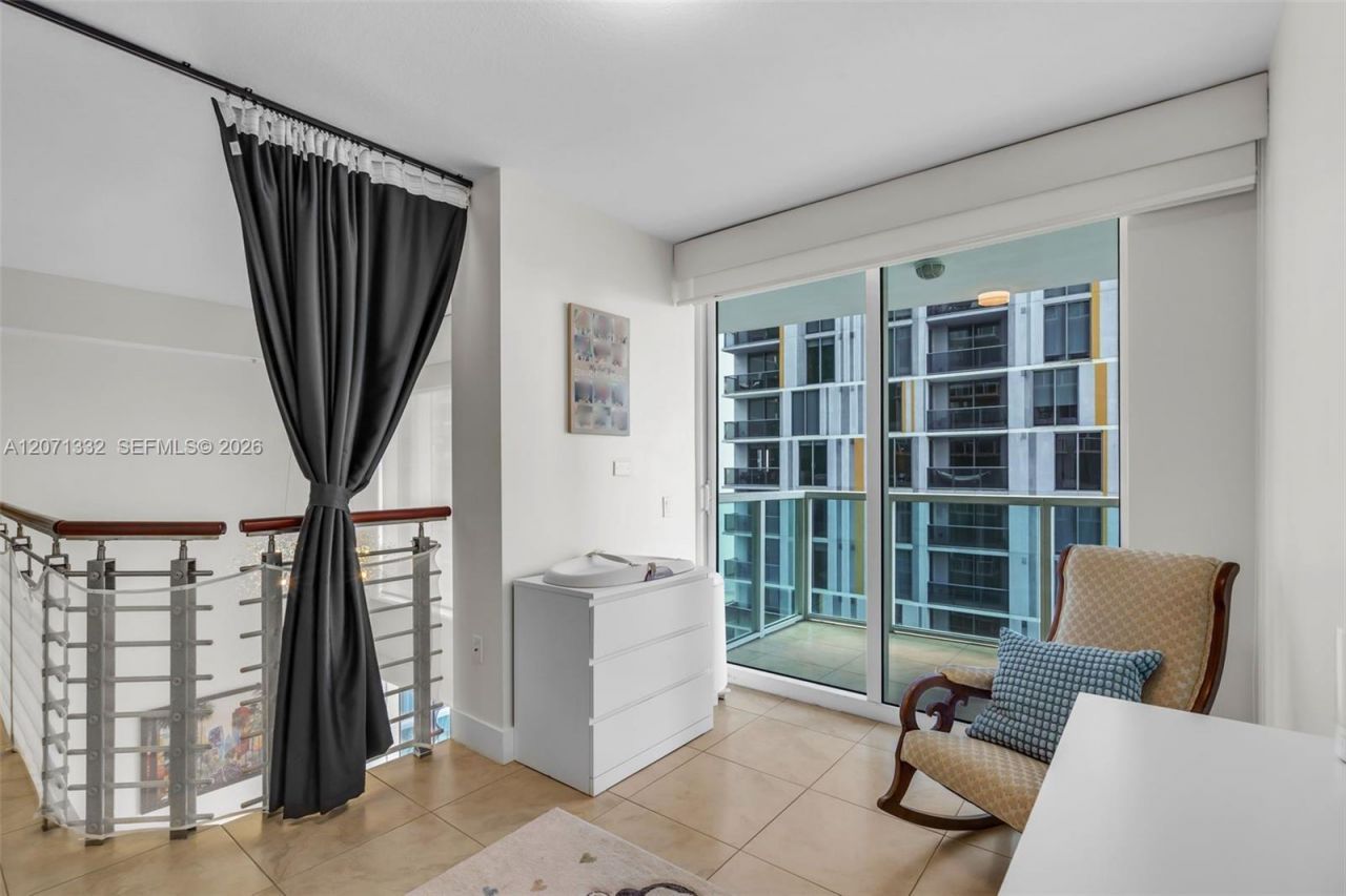 41 SE 5th St, Unit 908, Miami, FL 33131 Photo
