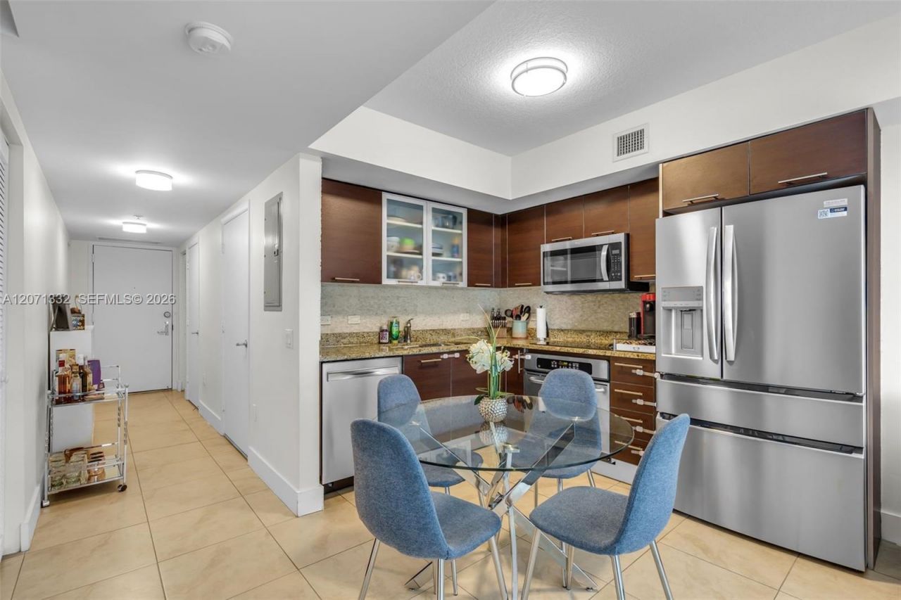 41 SE 5th St, Unit 908, Miami, FL 33131 Photo