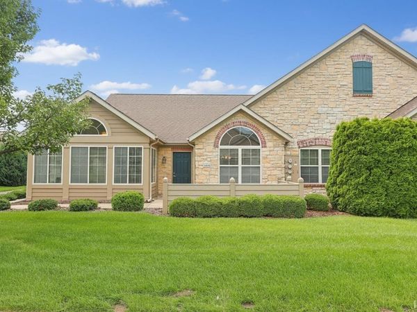 3609 Sutton Drive, Unit 92, Mishawaka, IN 46545