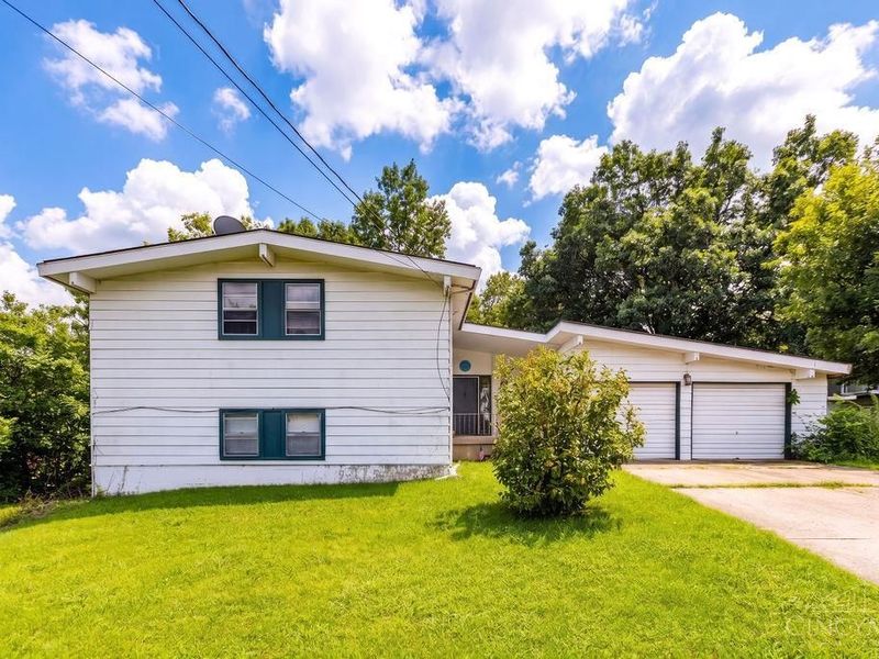 319 W Sycamore Street, Oxford, OH 45056 Photo 2