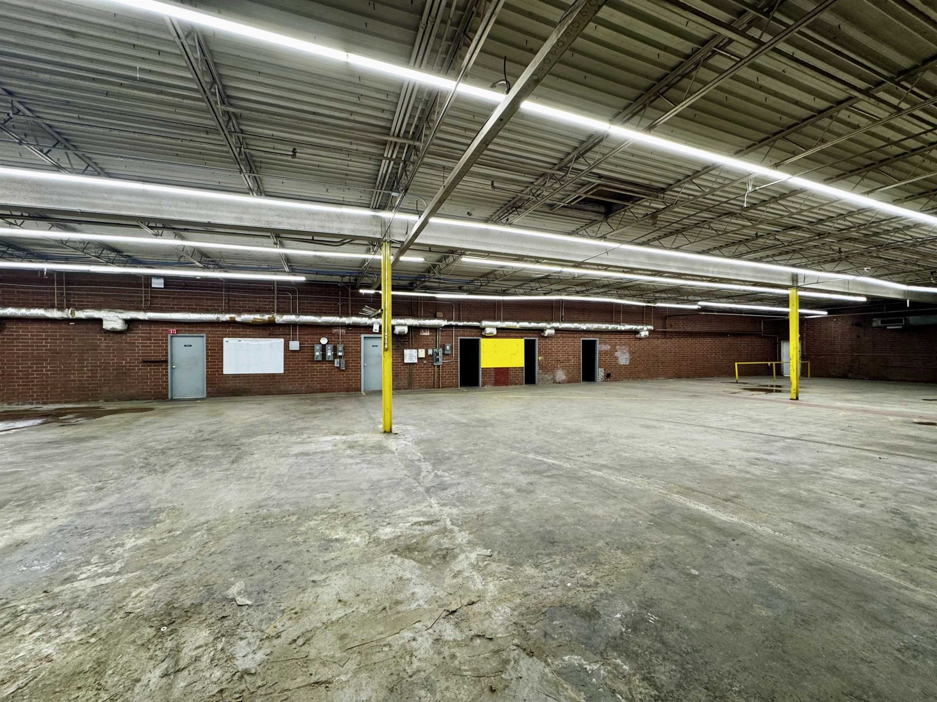 253 Hampton Ave. Photo 13