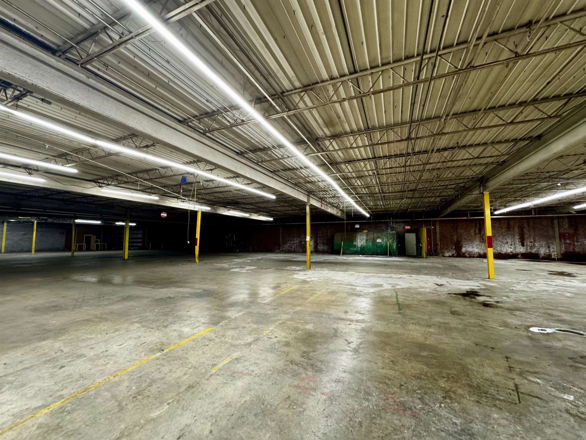 253 Hampton Ave. Photo 15