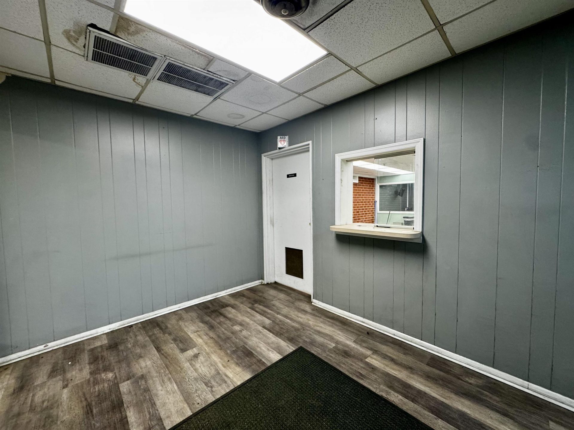 253 Hampton Ave. Photo 16
