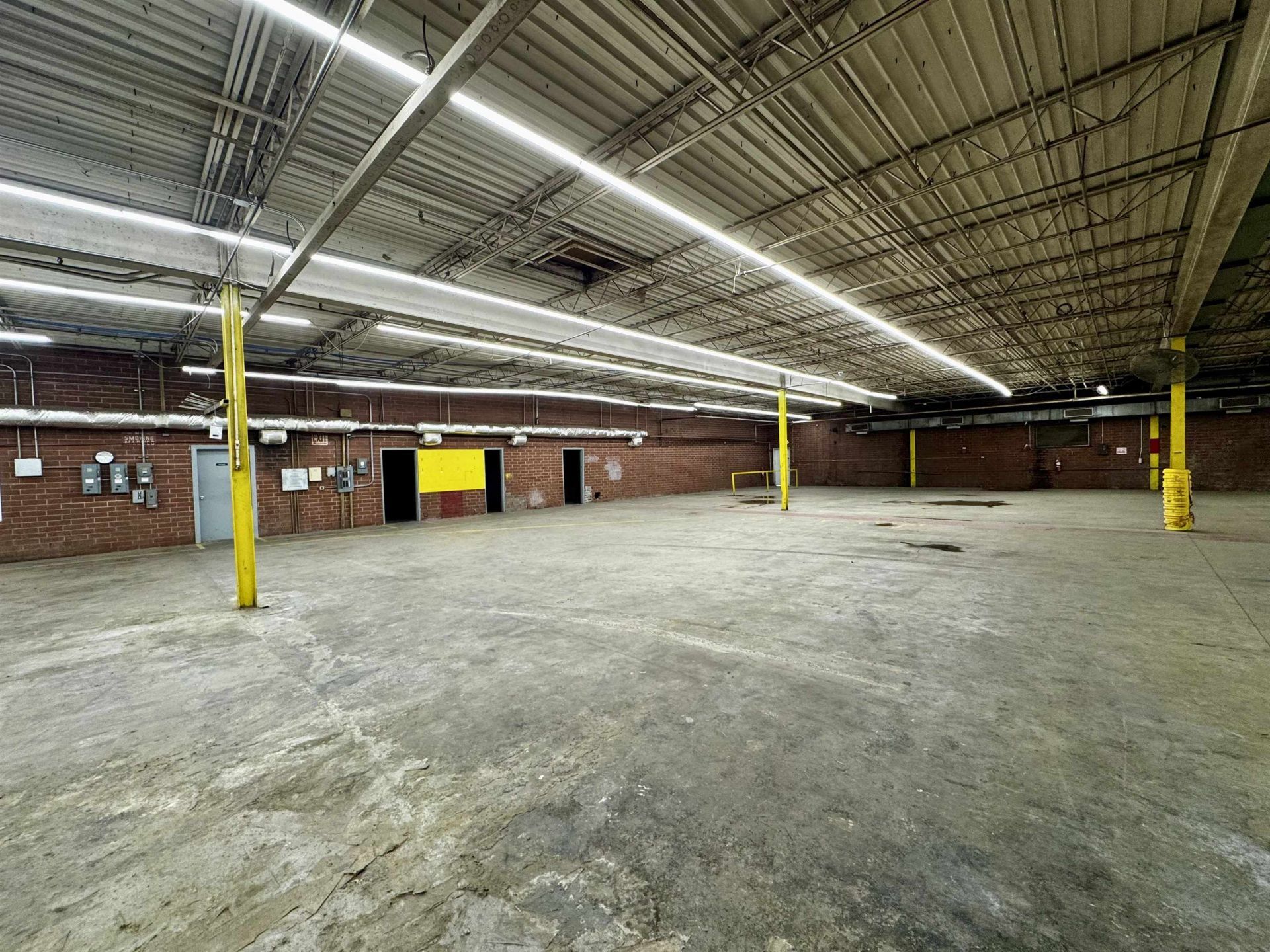 253 Hampton Ave. Photo 29