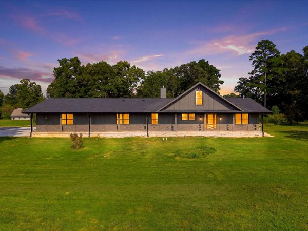 965 Lofton Lane, Chickamauga, GA 30707