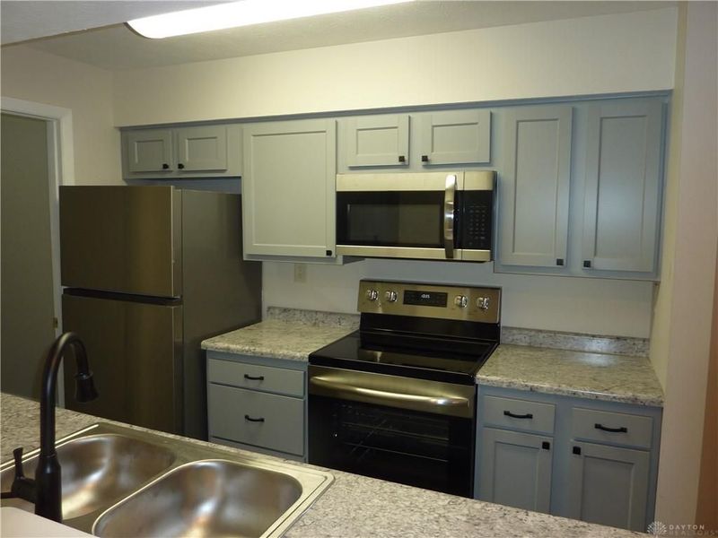 6630 Green Branch Drive, Unit 7, Centerville, OH 45459 Photo 2
