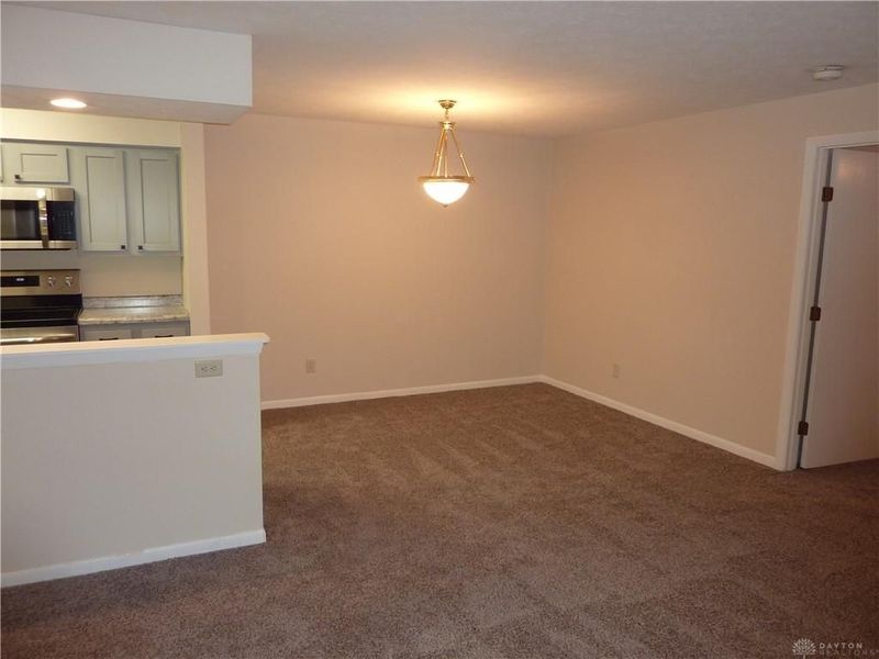 6630 Green Branch Drive, Unit 7, Centerville, OH 45459 Photo 5