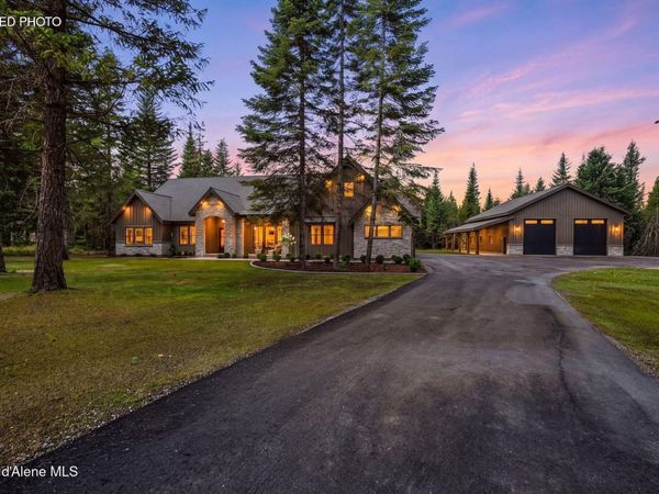 21561 N Ranch View Dr, Rathdrum, ID 83858