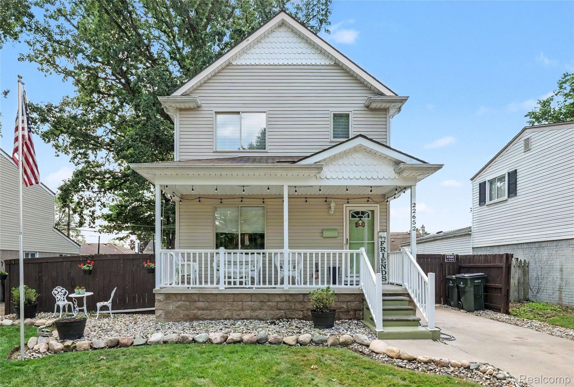 22652 Maxine Street, Saint Clair Shores, Mi 48080 Main Photo