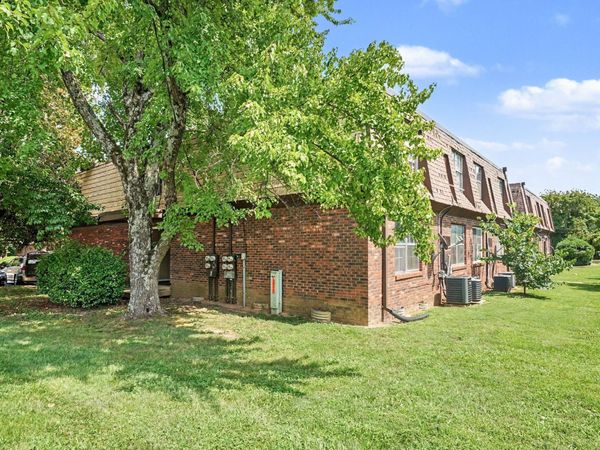 441 Harding Pl , Unit E1, Nashville, TN 37211