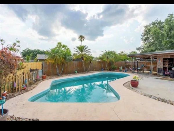 6126 BURHLEY COURT , ORLANDO, FL 32809