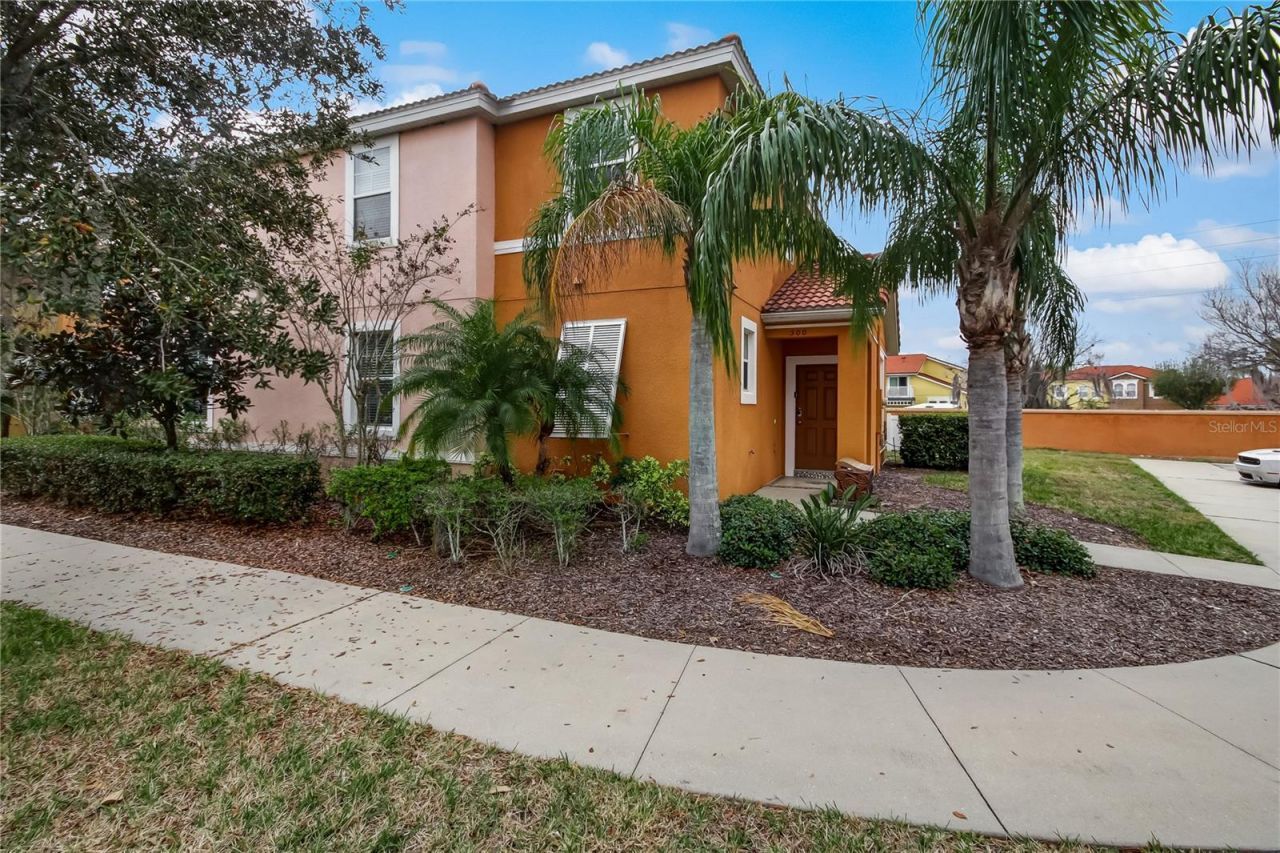 500 Las Fuentes Drive, Kissimmee, FL 34746 Main Photo