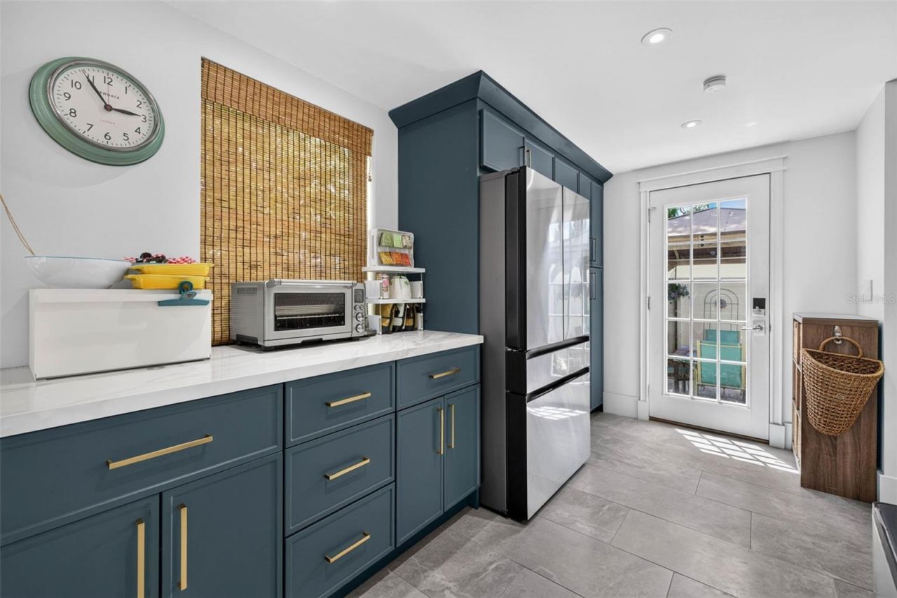 736 30th Avenue N, Saint Petersburg, FL 33704 Photo