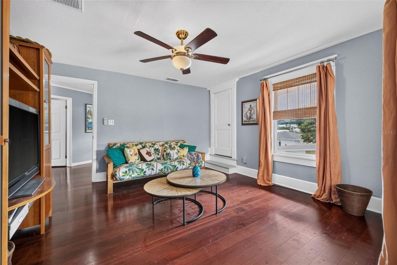 736 30th Avenue N, Saint Petersburg, FL 33704 Photo