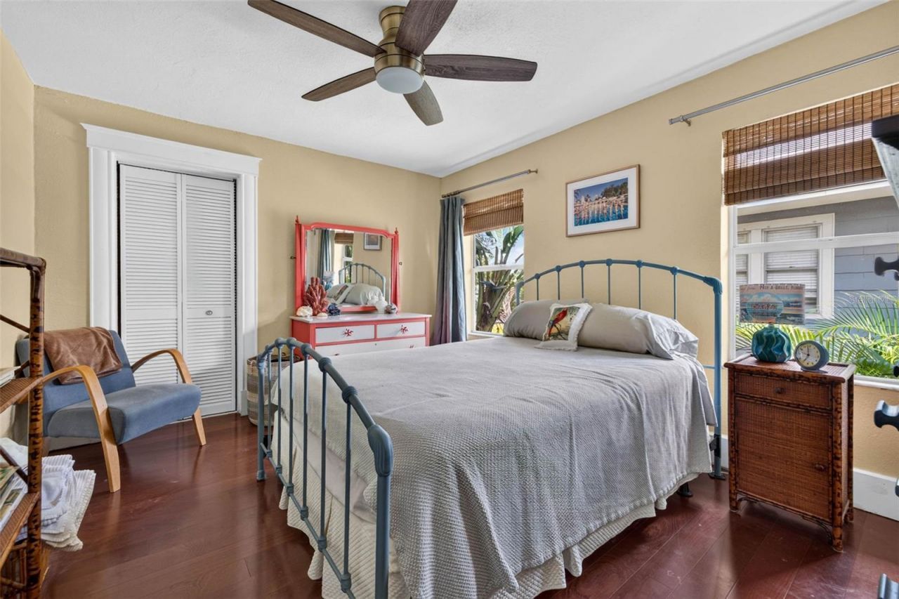 736 30th Avenue N, Saint Petersburg, FL 33704 Photo