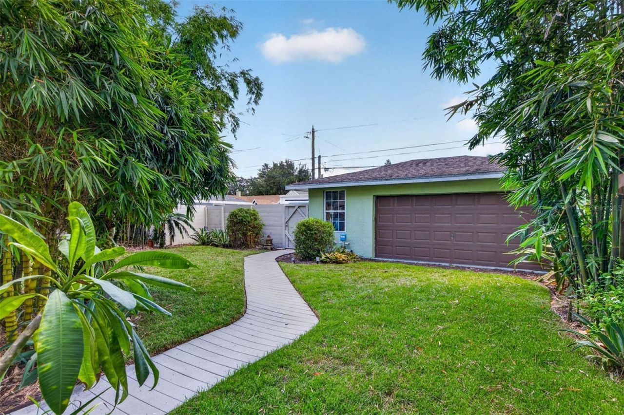 736 30th Avenue N, Saint Petersburg, FL 33704 Photo