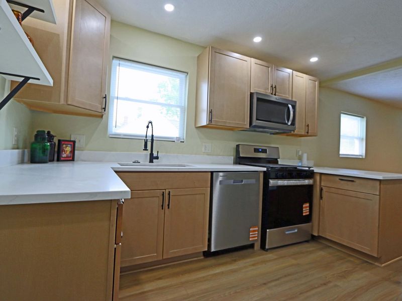 769 Chestershire Road , Columbus, OH 43204 Photo 2