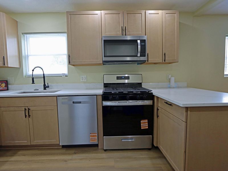 769 Chestershire Road , Columbus, OH 43204 Photo 4