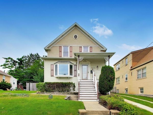 6272 N Niagara Avenue, Chicago, IL 60631