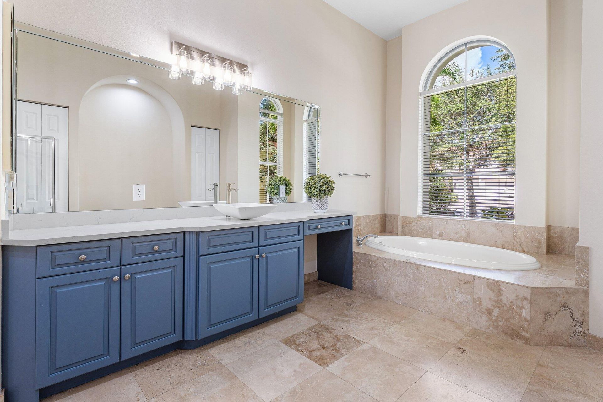 3381 Lago De Talavera, Wellington, FL 33467 Photo