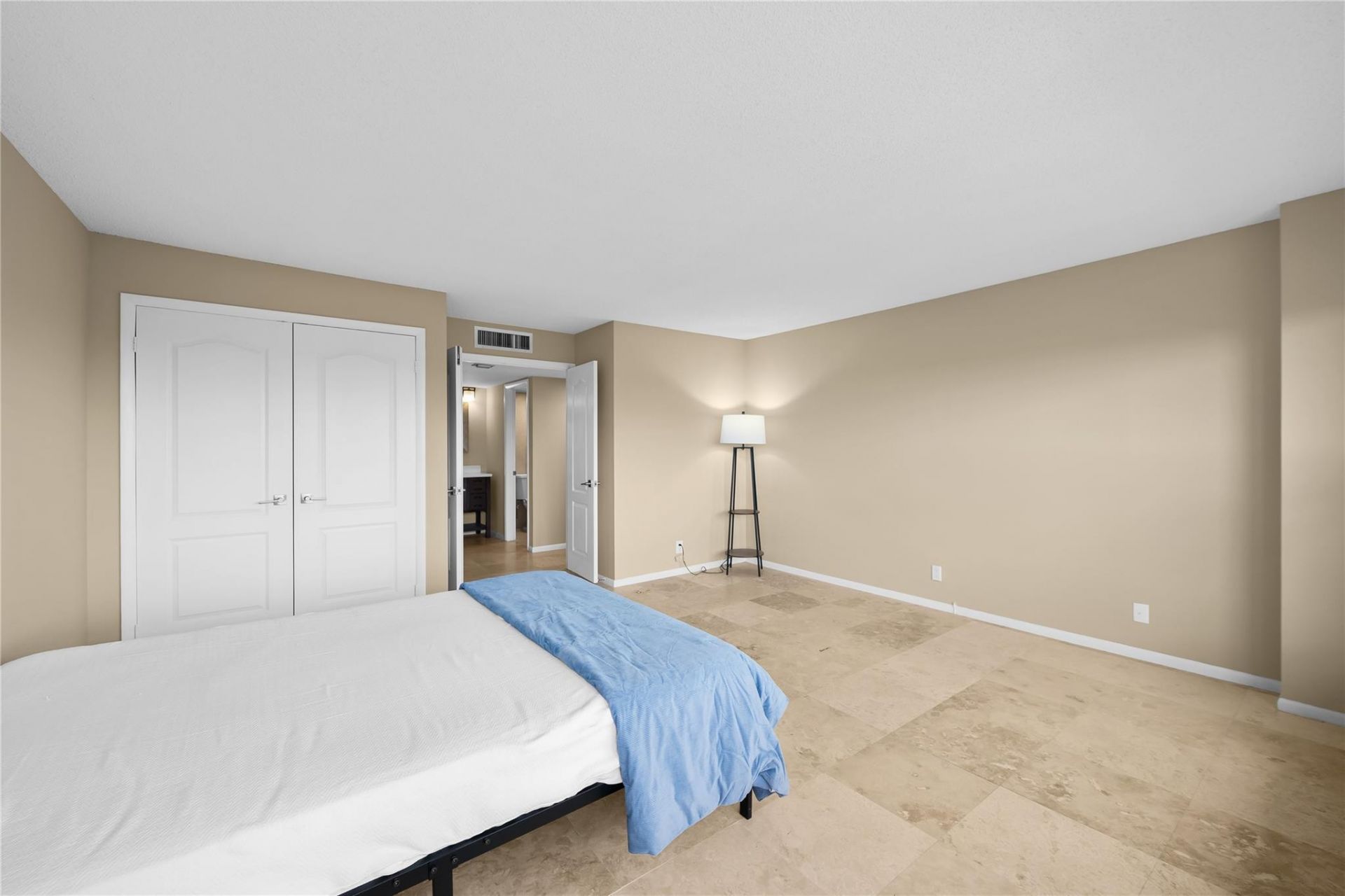 3900 Galt Ocean Drive, Unit 309, Fort Lauderdale, FL 33308 Photo