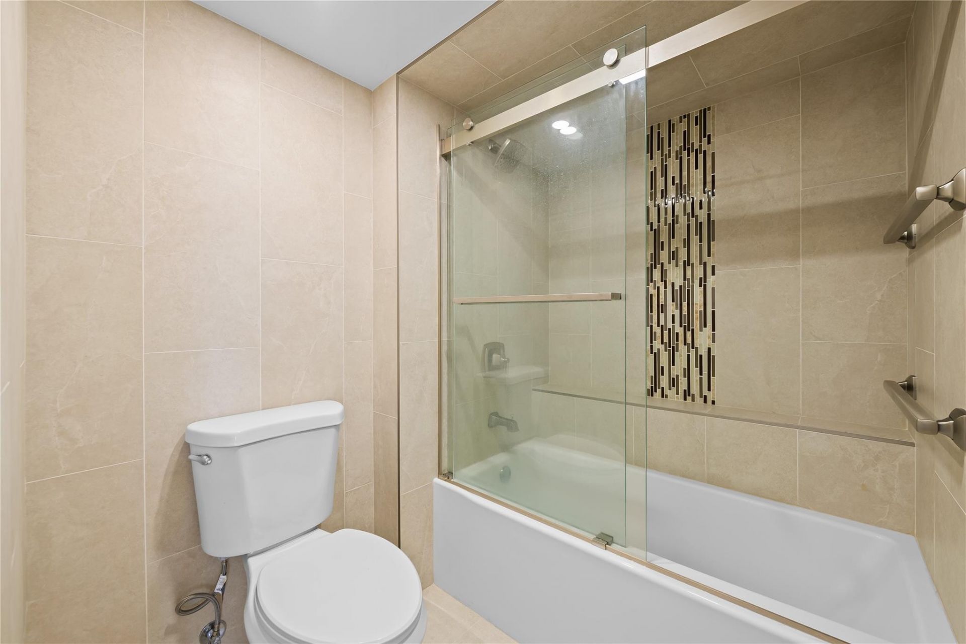 3900 Galt Ocean Drive, Unit 309, Fort Lauderdale, FL 33308 Photo