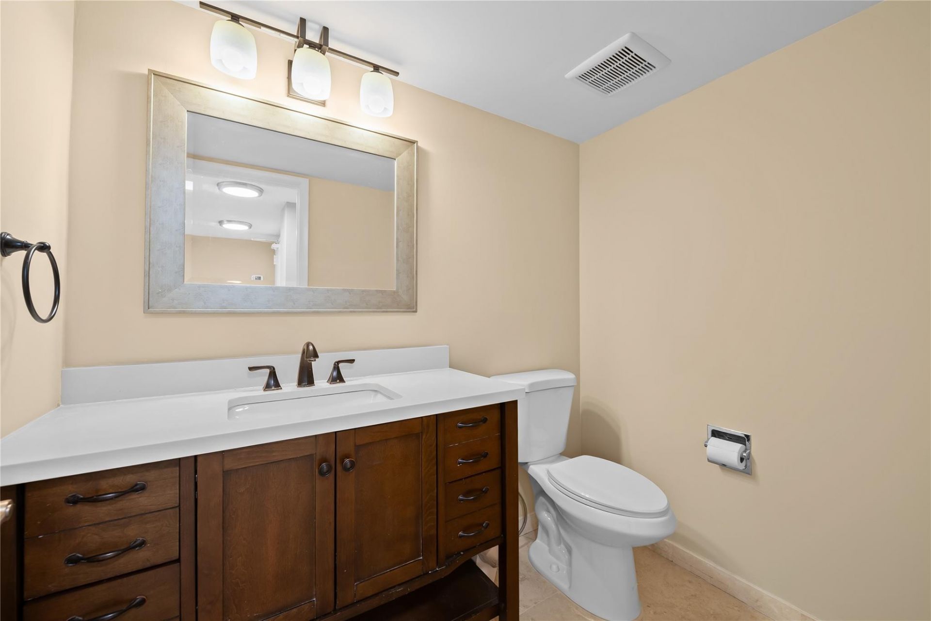 3900 Galt Ocean Drive, Unit 309, Fort Lauderdale, FL 33308 Photo