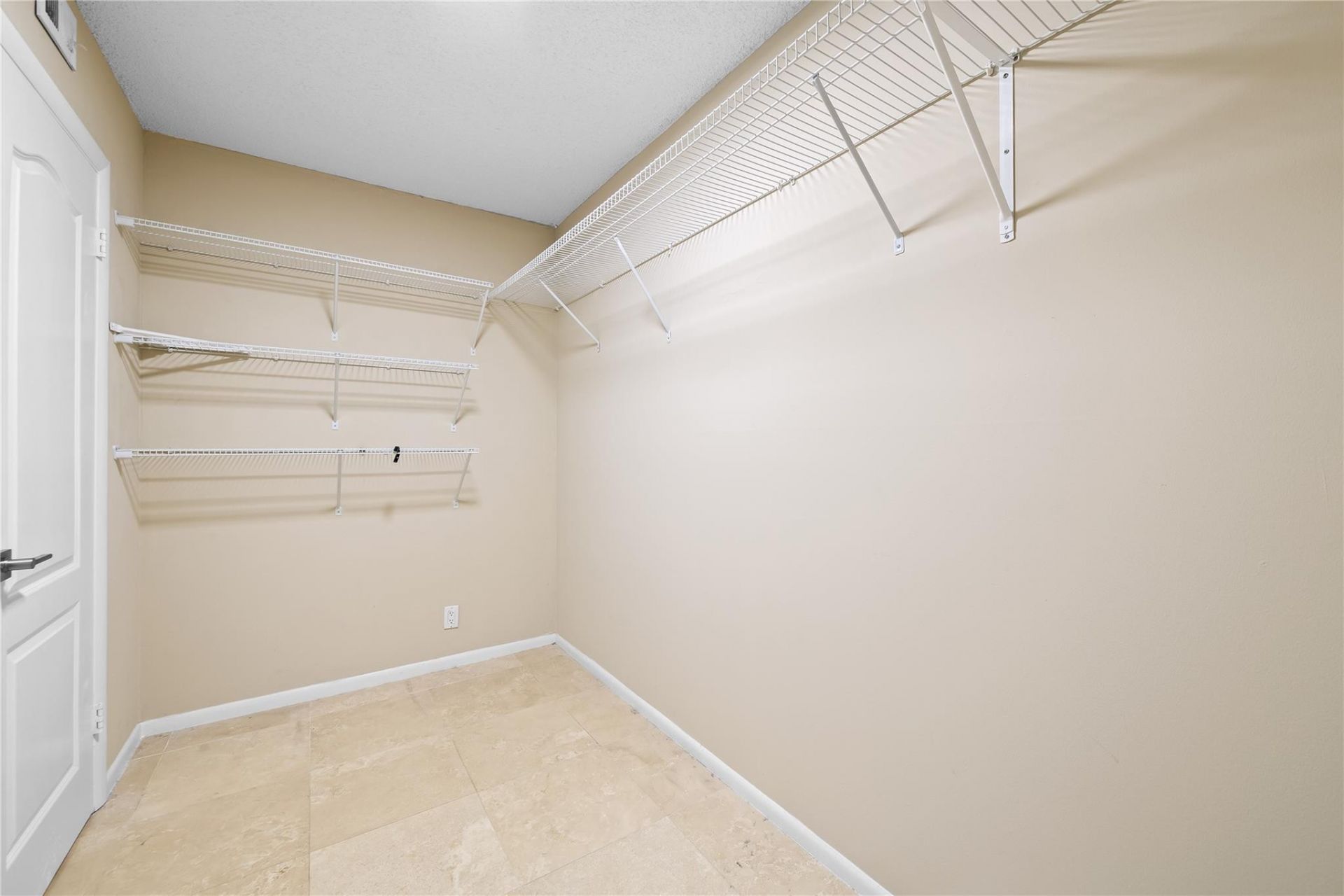 3900 Galt Ocean Drive, Unit 309, Fort Lauderdale, FL 33308 Photo