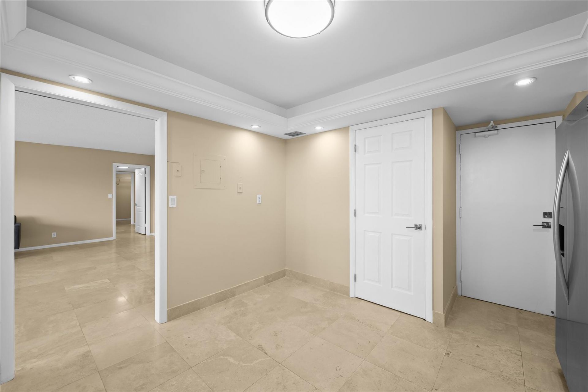3900 Galt Ocean Drive, Unit 309, Fort Lauderdale, FL 33308 Photo