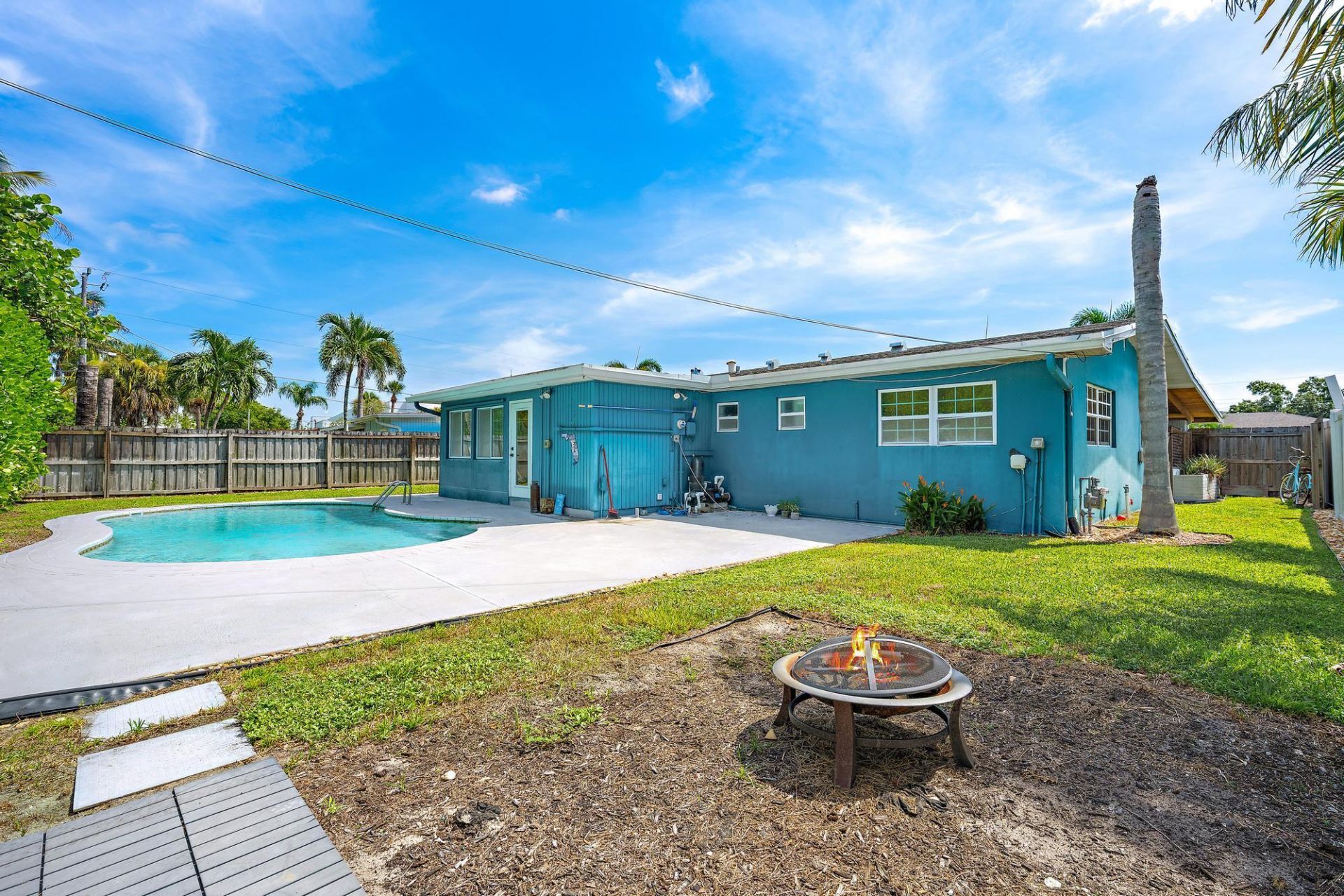 511 Ivy Avenue, Palm Beach Gardens, FL 33410 Photo