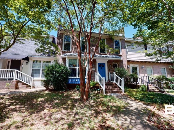 6012 Sussex Dr, Mobile, AL 36608