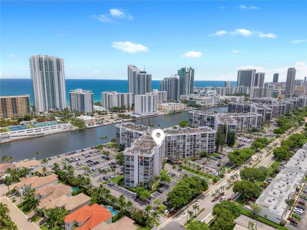 1000 Parkview Dr , Unit 1007, Hallandale Beach, FL 33009