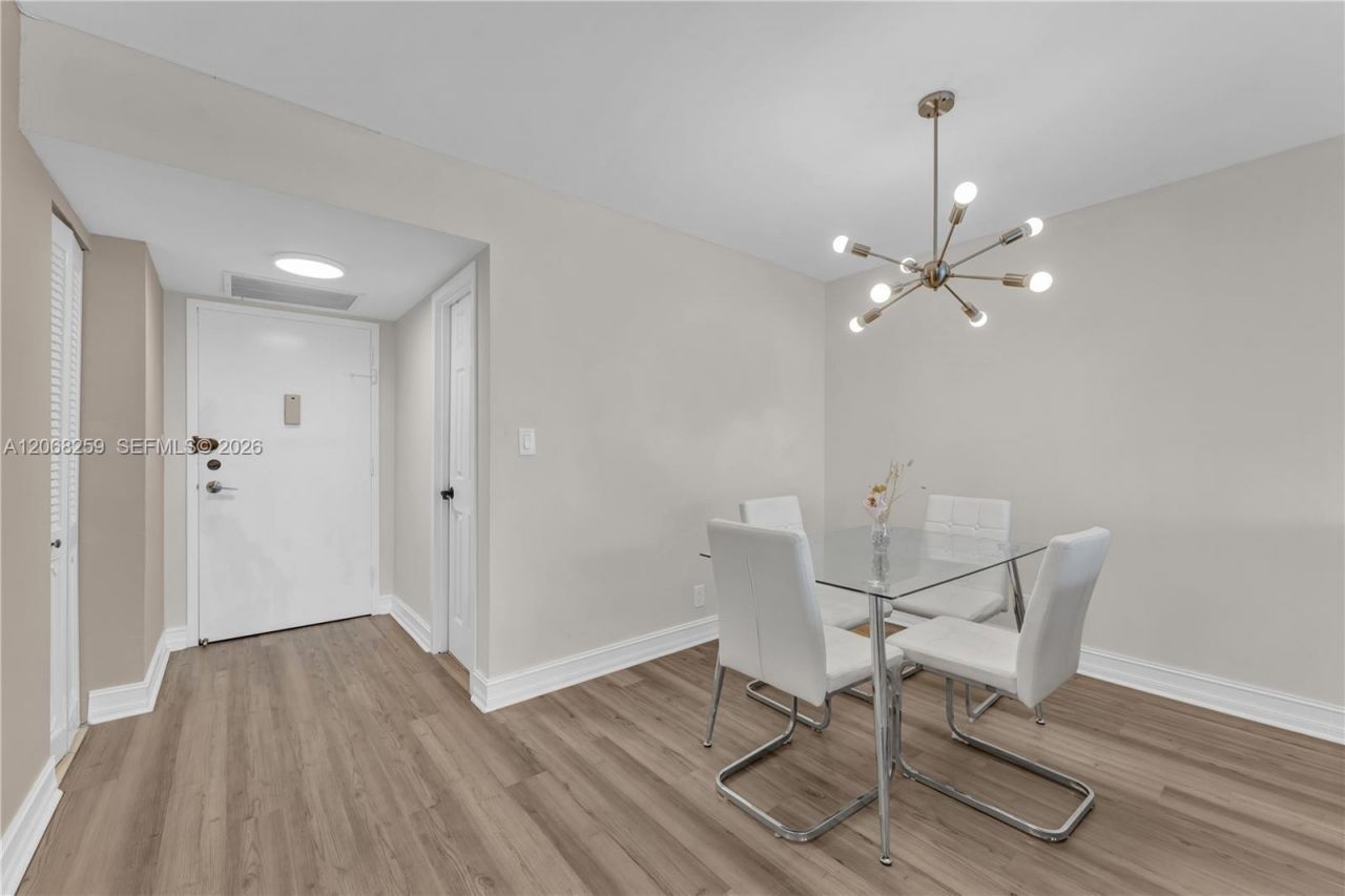1000 Parkview Dr , Unit 1007, Hallandale Beach, FL 33009 Photo