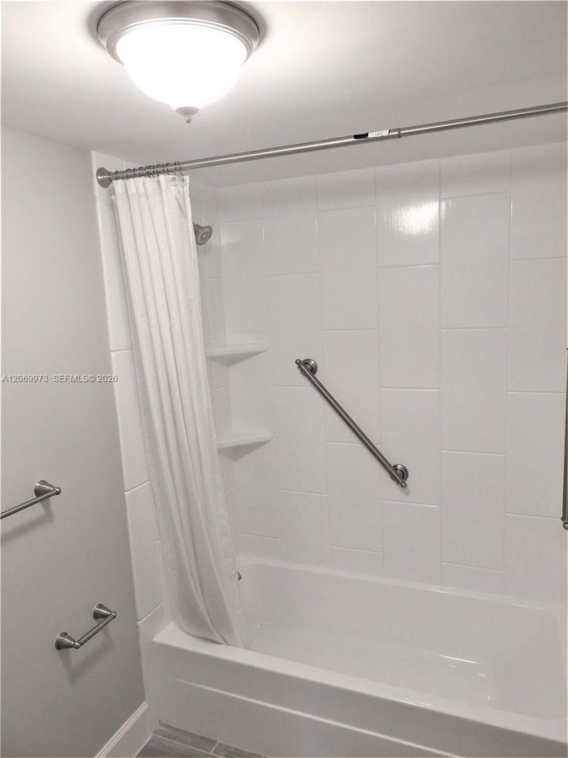 8401 SW 107th Ave, Unit 211E, Miami, FL 33173 Photo