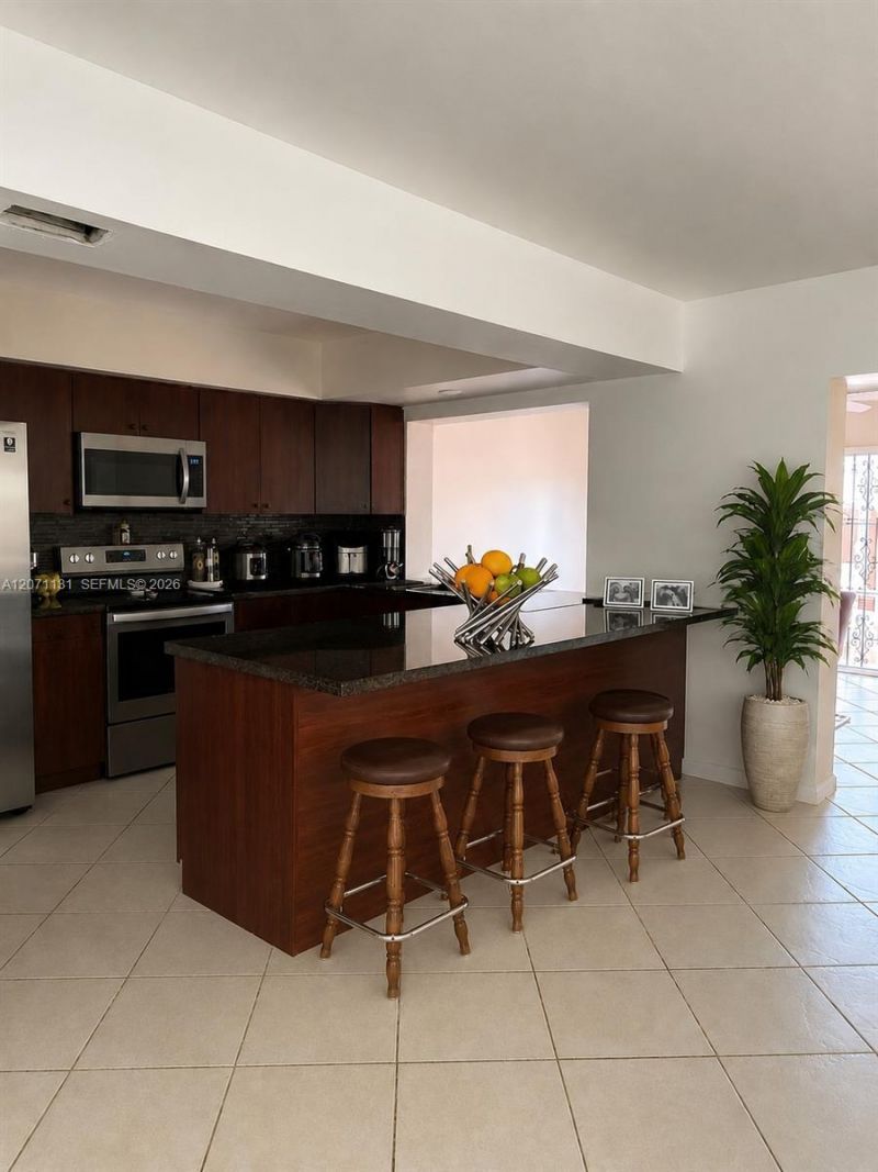 4199 W 18th Ct, Hialeah, FL 33012 Photo