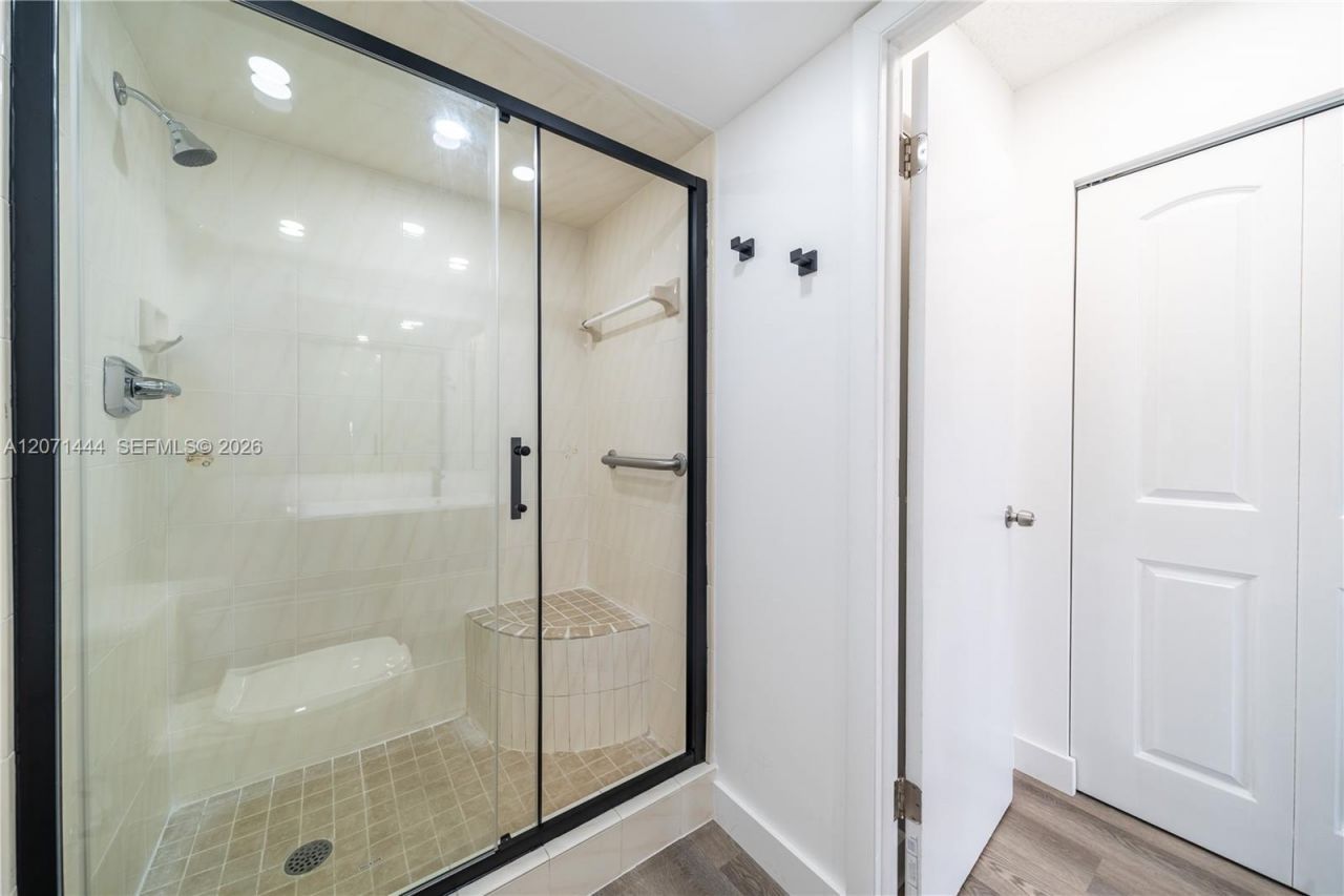 2781 Taft St, Unit 204, Hollywood, FL 33020 Photo