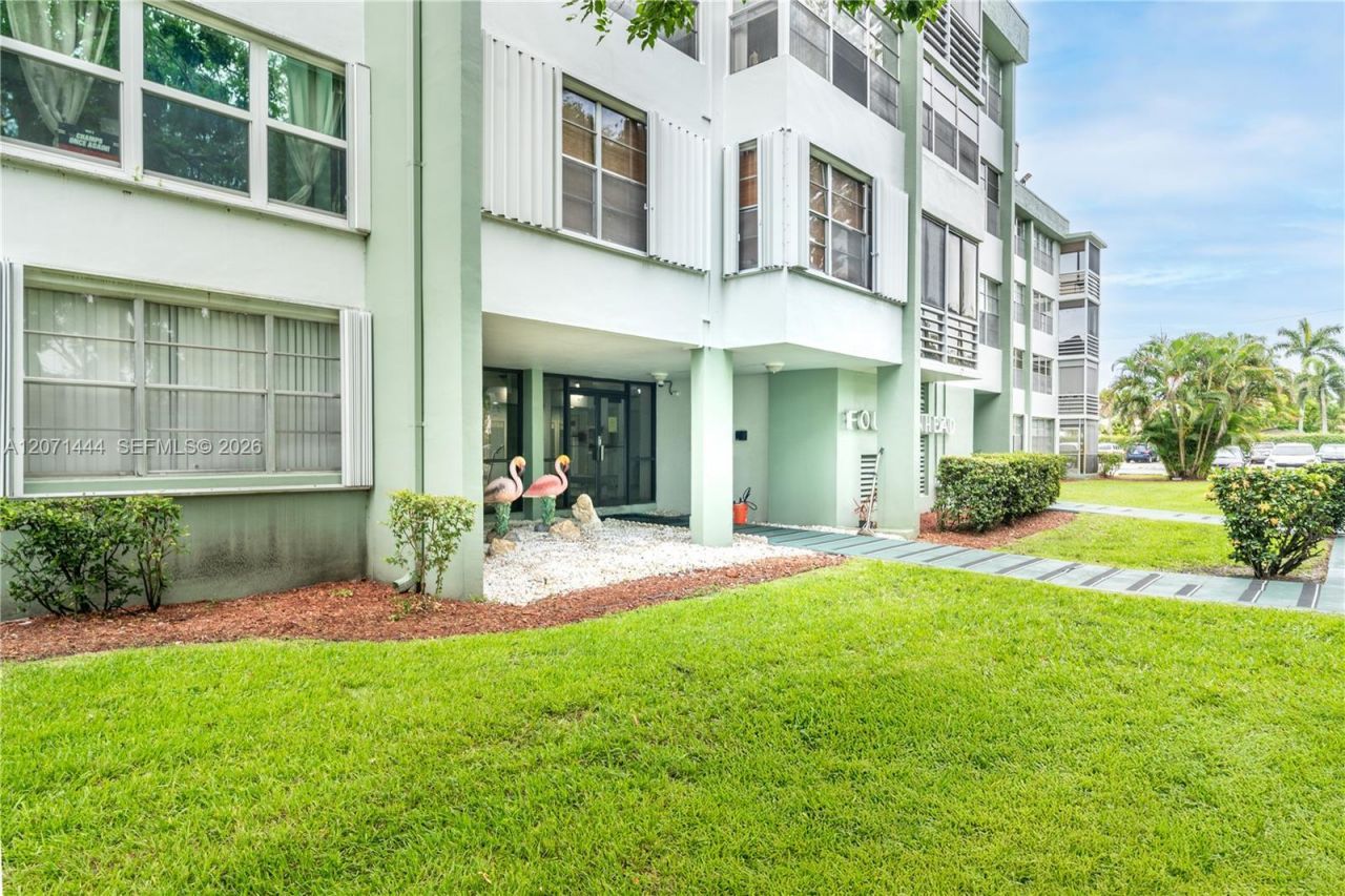 2781 Taft St, Unit 204, Hollywood, FL 33020 Photo