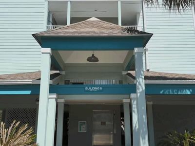140 W Mariners Cay Drive, Folly Beach, SC 29439