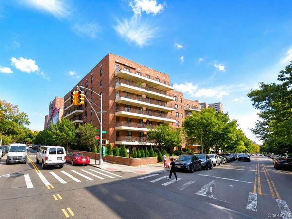 13710 Franklin Avenue , Unit 311, Flushing, NY 11355